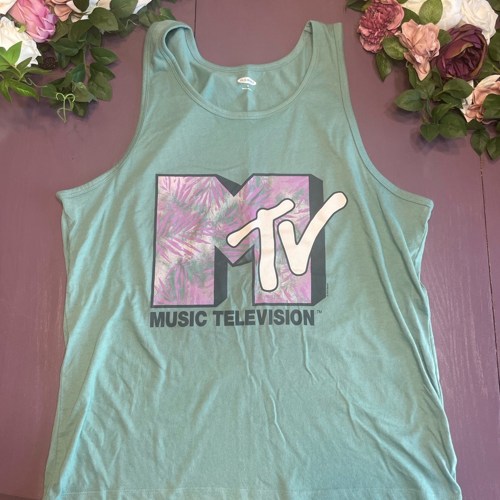MTV Tank Top NWOT Green Tropical